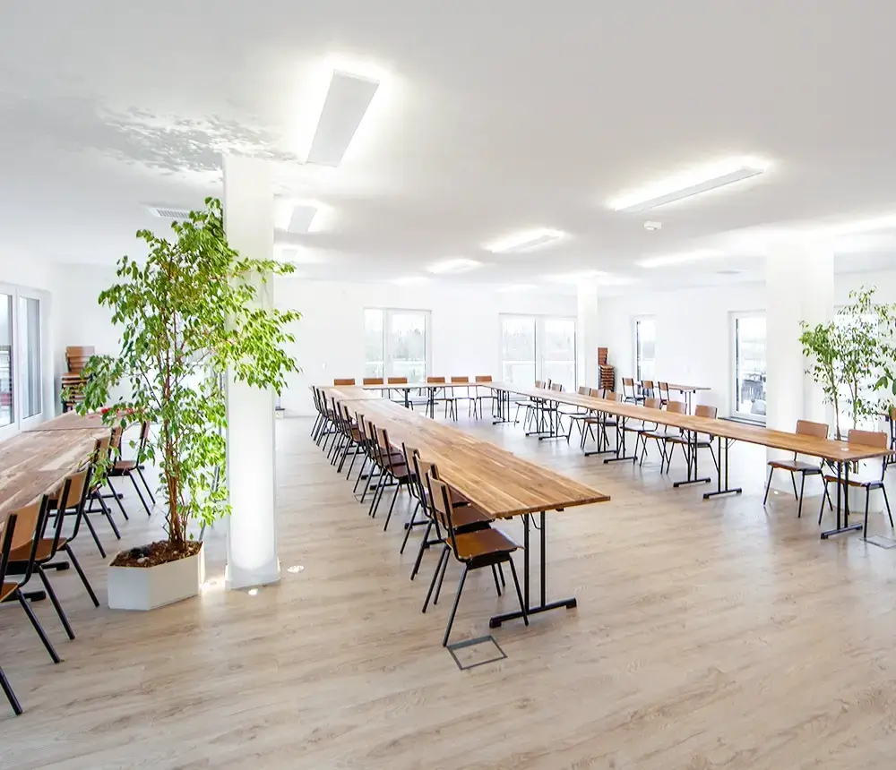 EduRent Regensburg West interior photo 10