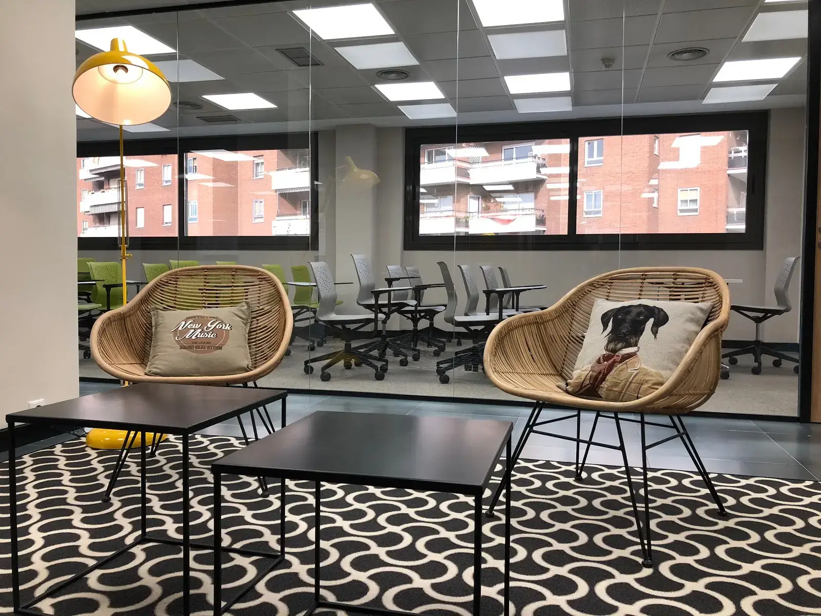 Coworking Madrid Glue Work interior photo 2