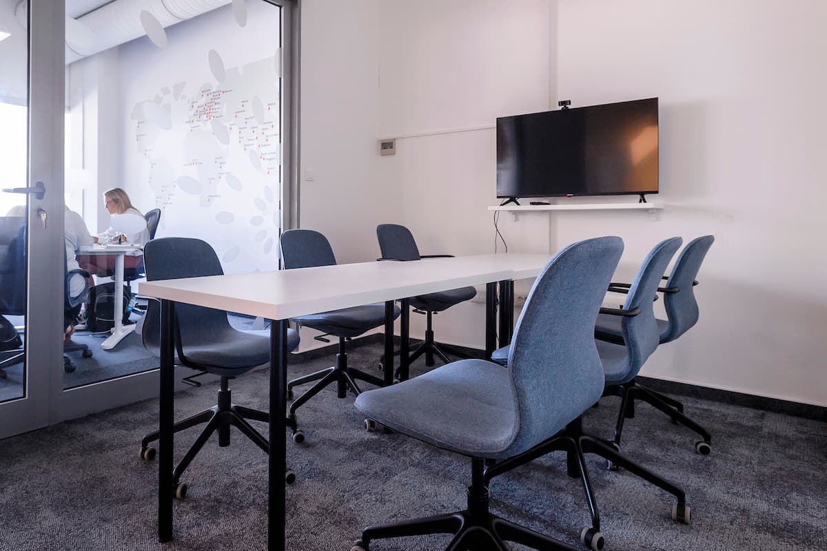 The Works Coworking interior photo 2