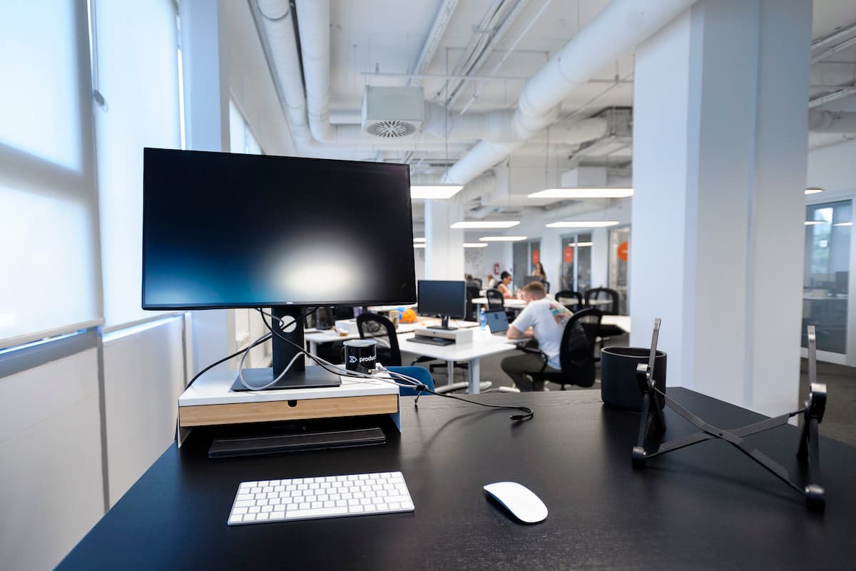 The Works Coworking interior photo 4