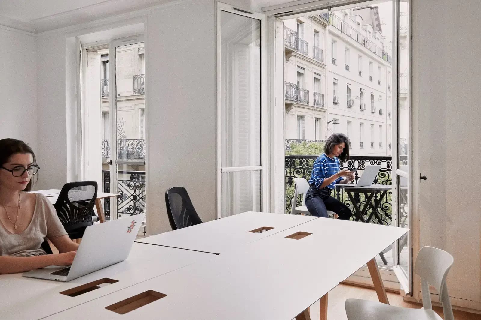 Morning, Caire interior photo 4