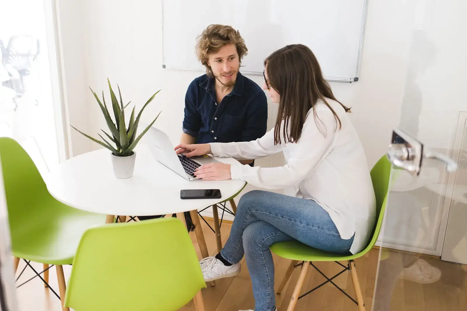 Morning, Caire interior photo 8