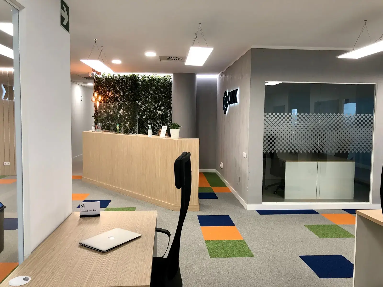 Cink Coworking Manoteras interior photo 2