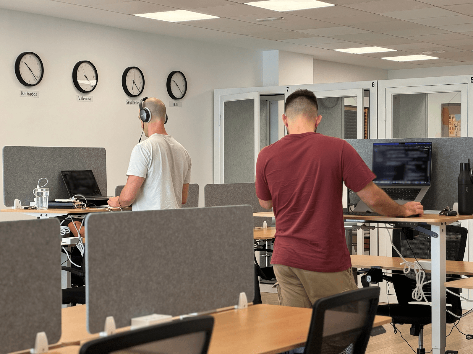 Day Pass at ExpresHub Coworking