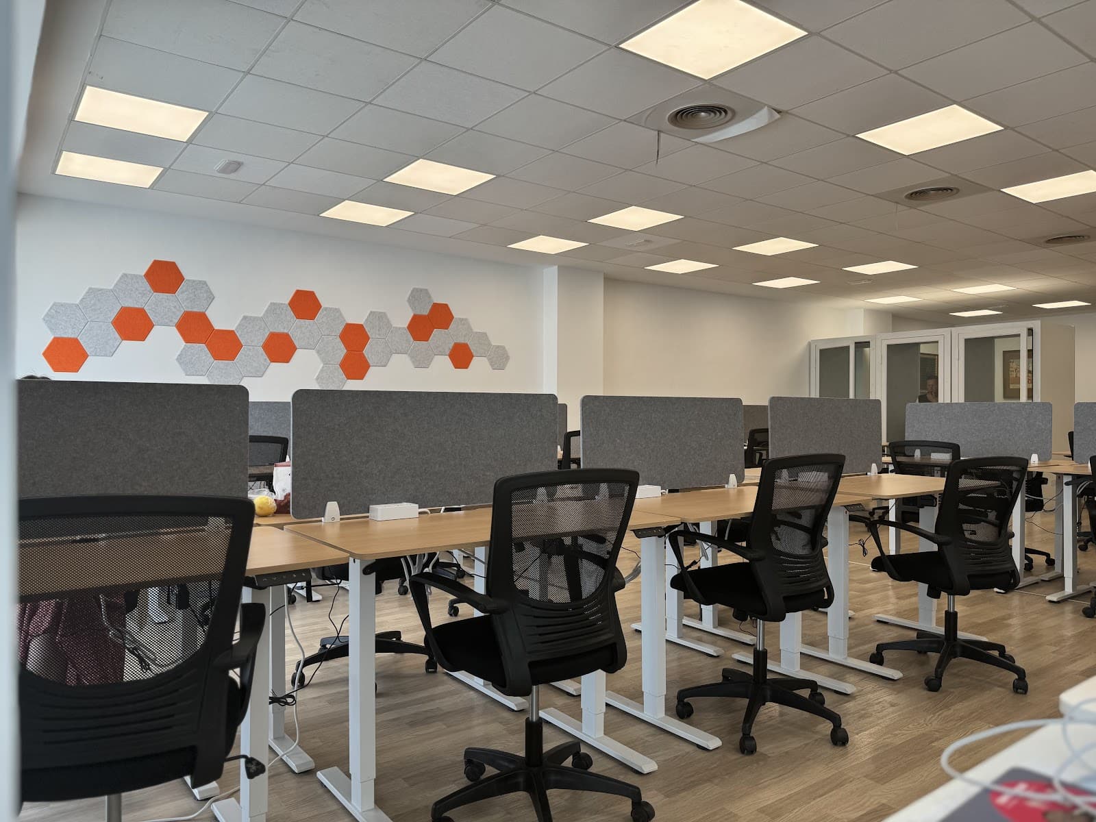 Day Pass at ExpresHub Coworking interior photo 3