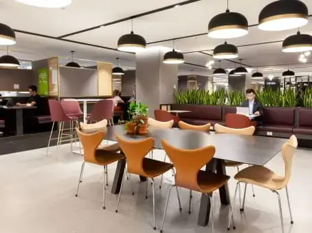 Regus Berlin Gendarmenmarkt interior photo 2