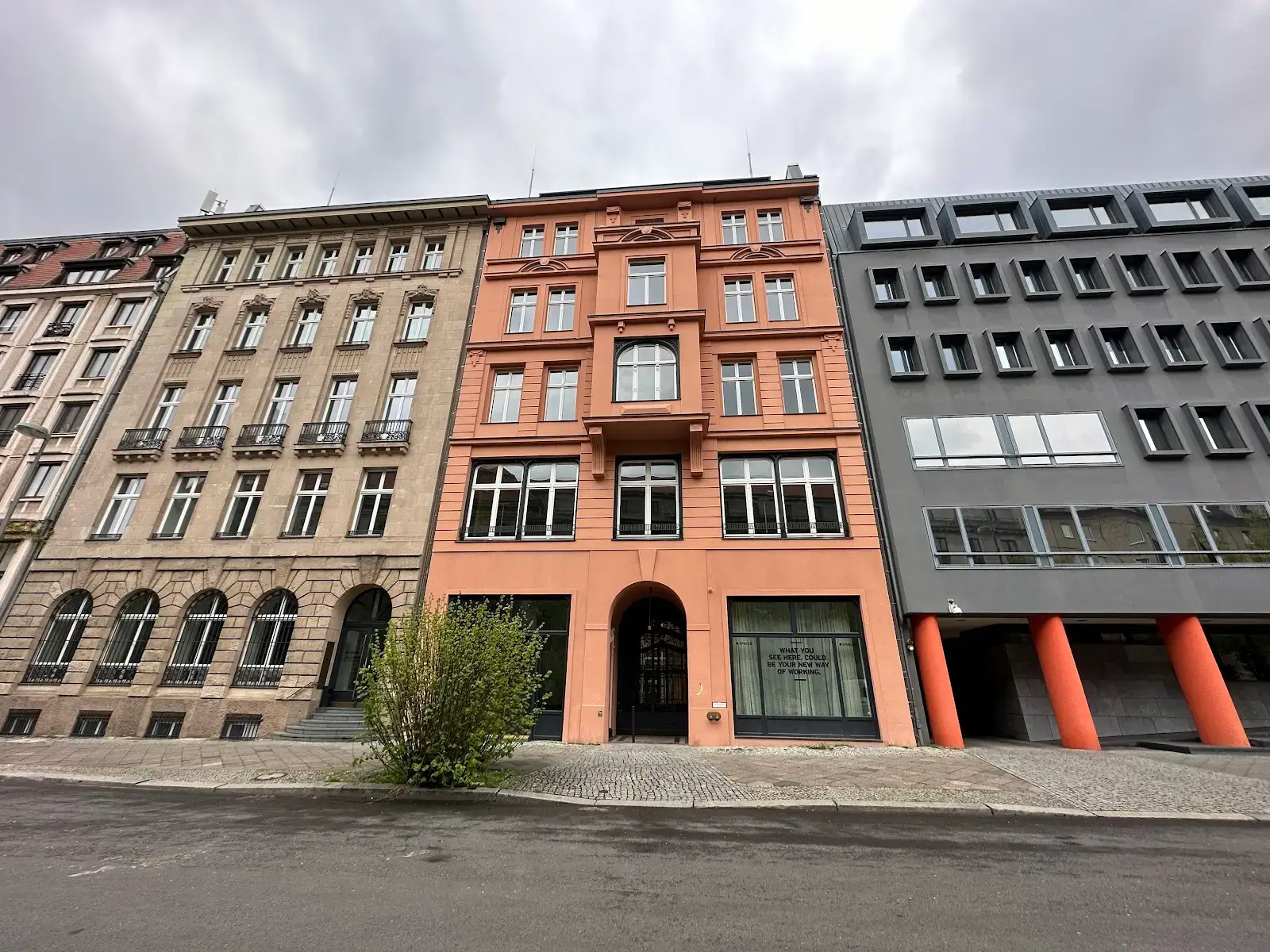 Regus Berlin Gendarmenmarkt interior photo 7