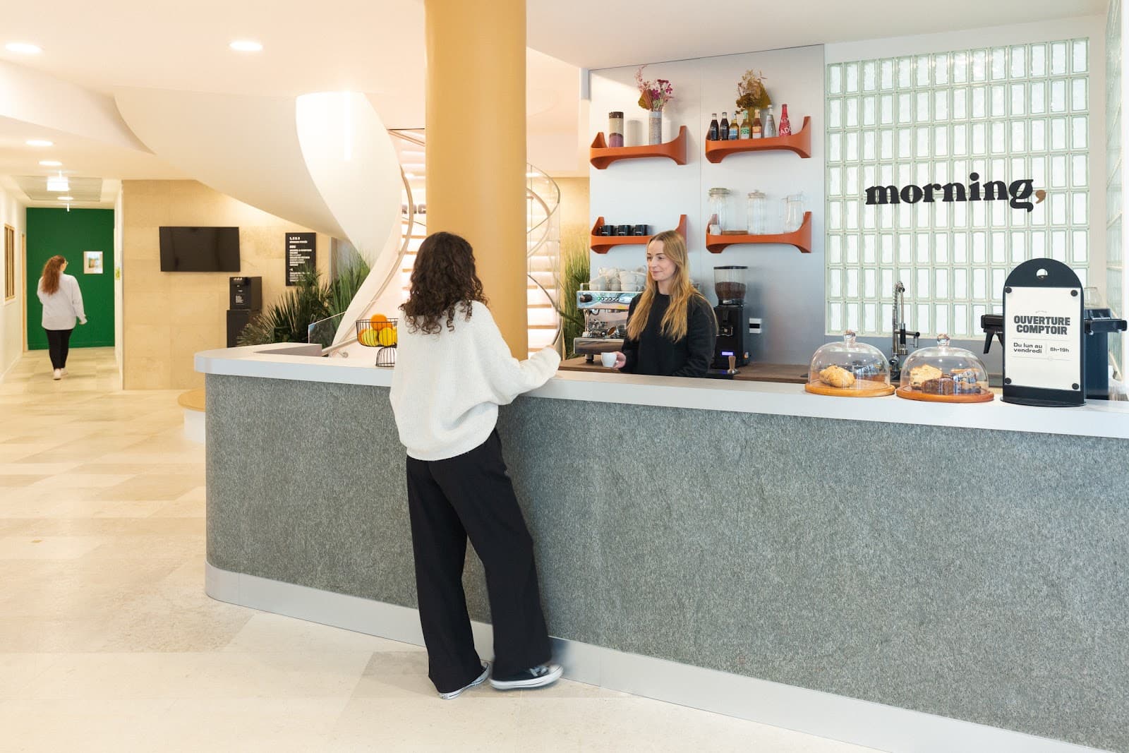 Morning, Pereire interior photo 5