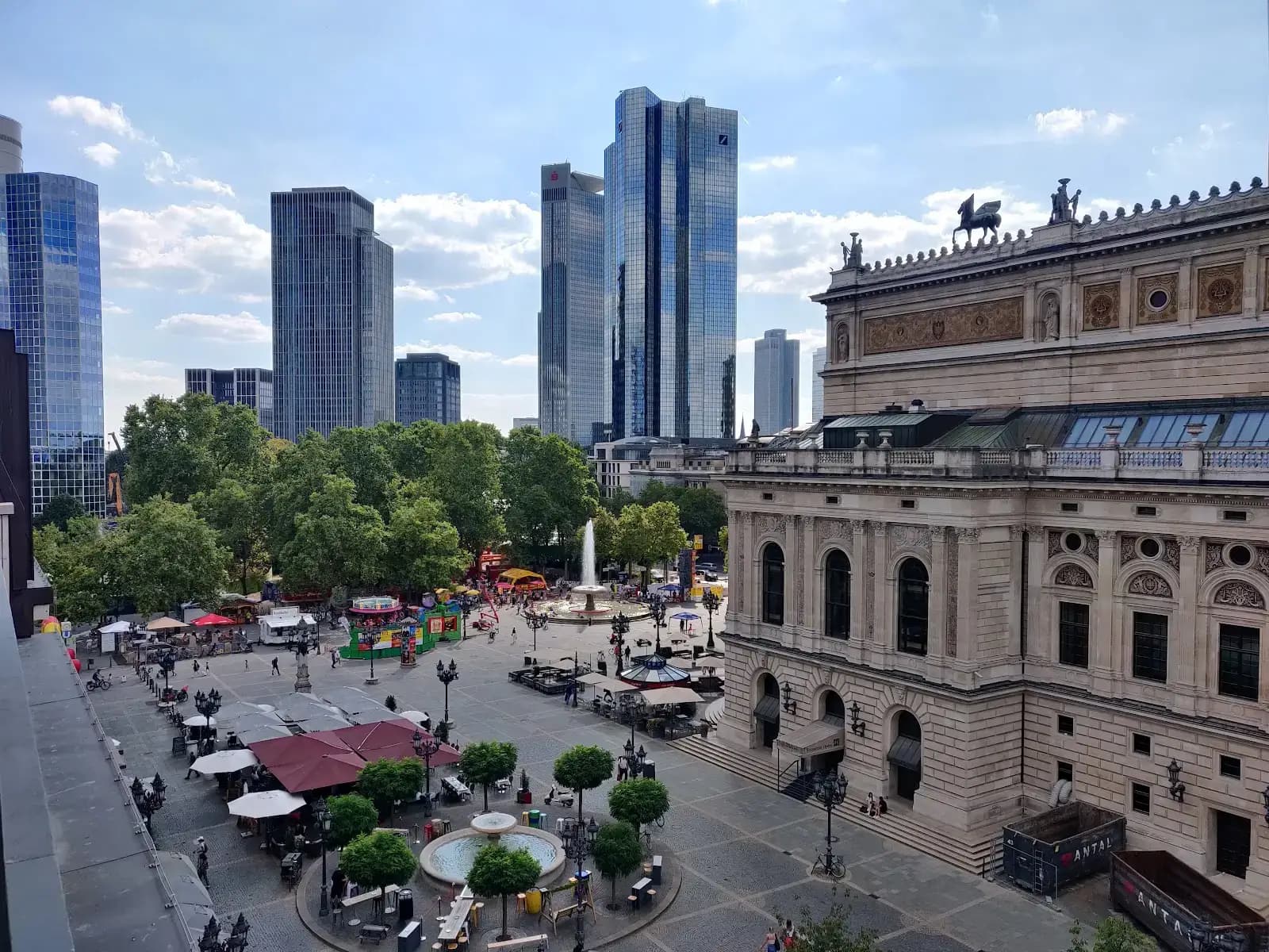 Satellite Office Frankfurt Opernplatz XIV interior photo 2
