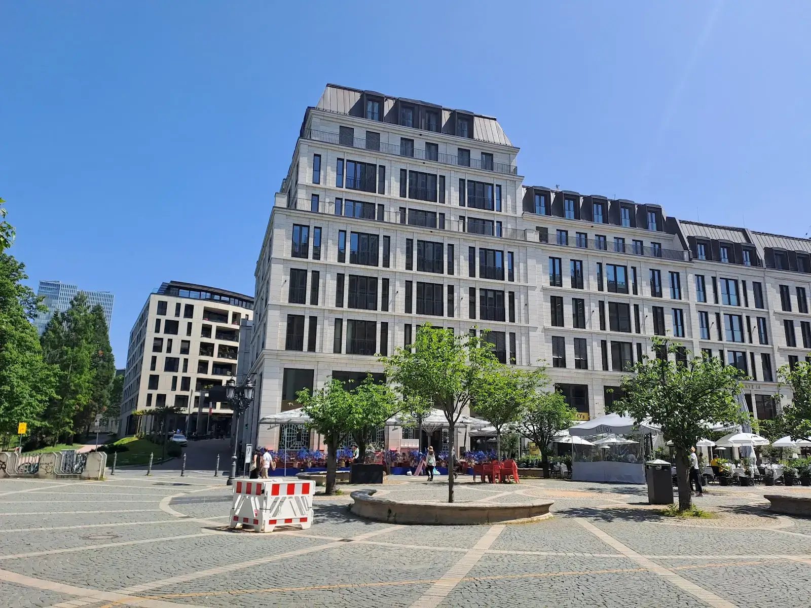 Satellite Office Frankfurt Opernplatz XIV interior photo 3