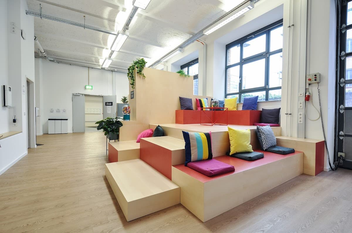 Scaling Spaces - Comeniushof interior photo 2