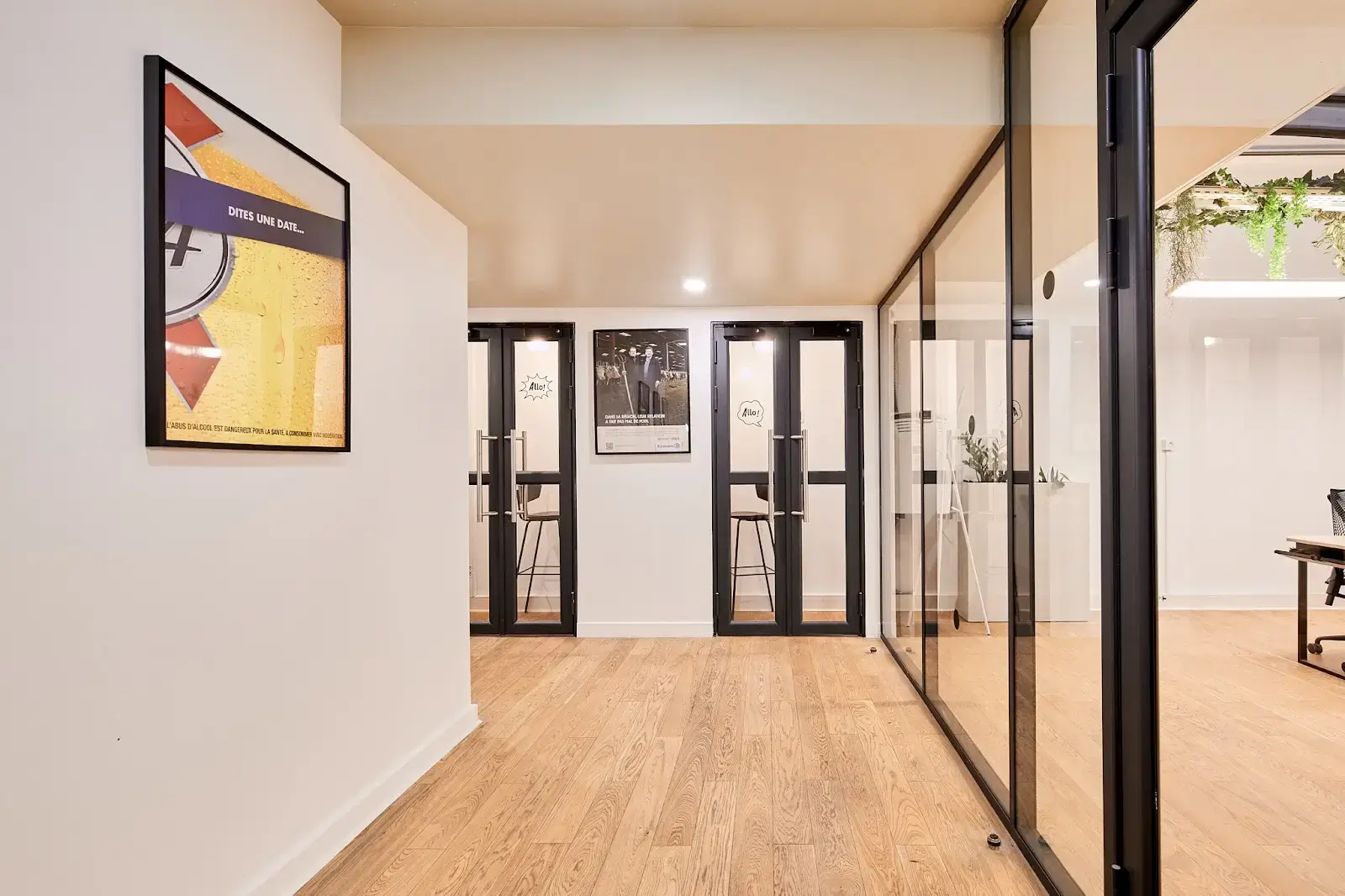 Morning, Victoires interior photo 4