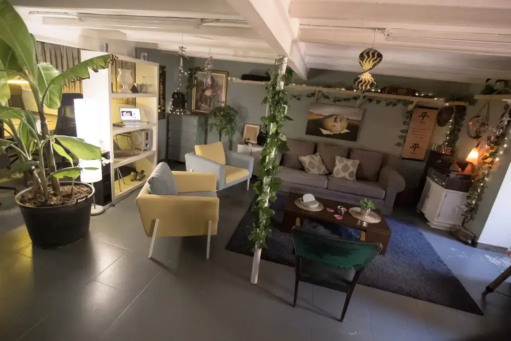 JUNGLE . coworking interior photo 6