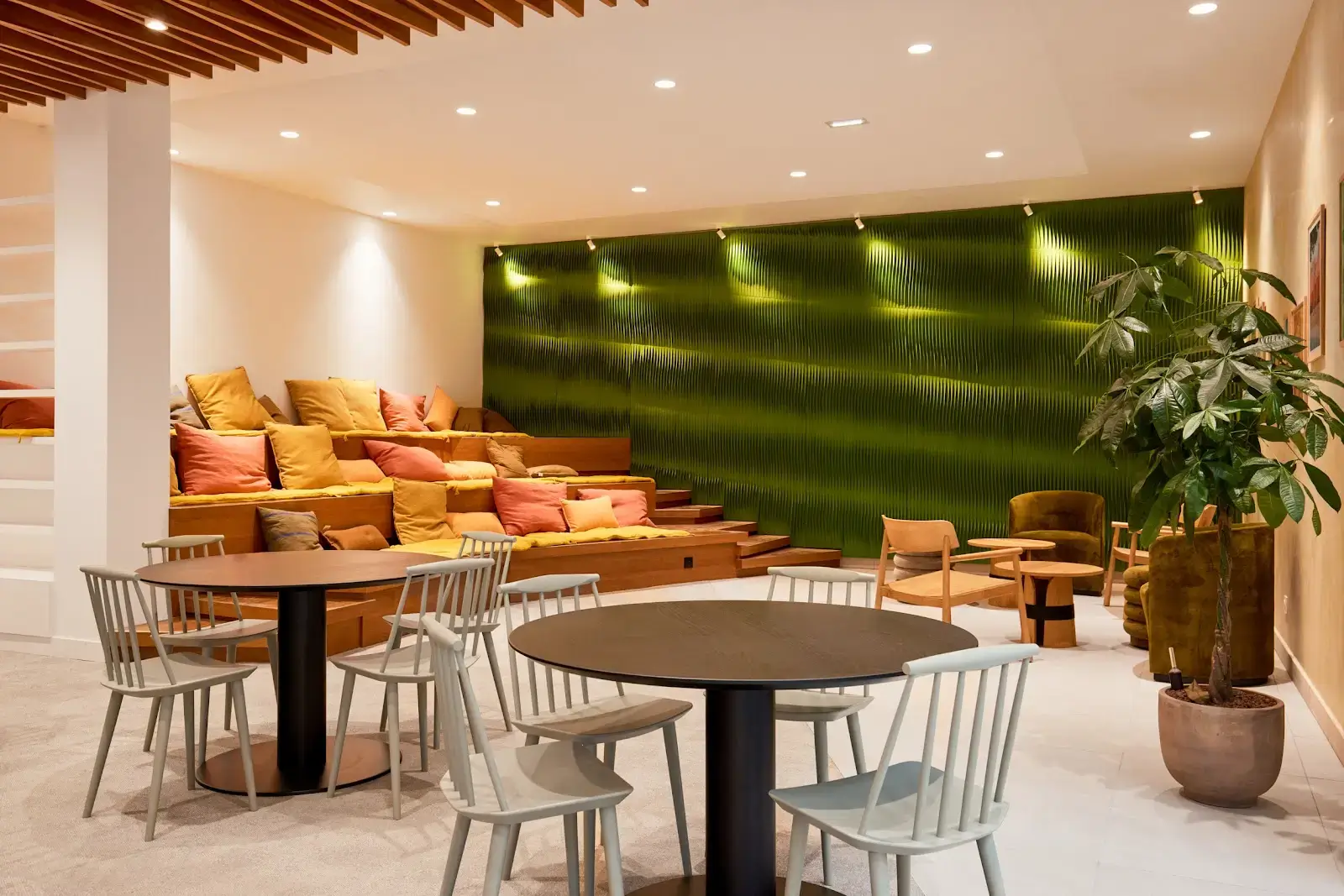 Morning, Saint-Ouen interior photo 6