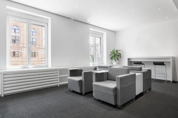Regus Munich Maximilianstrasse 35a interior photo 6