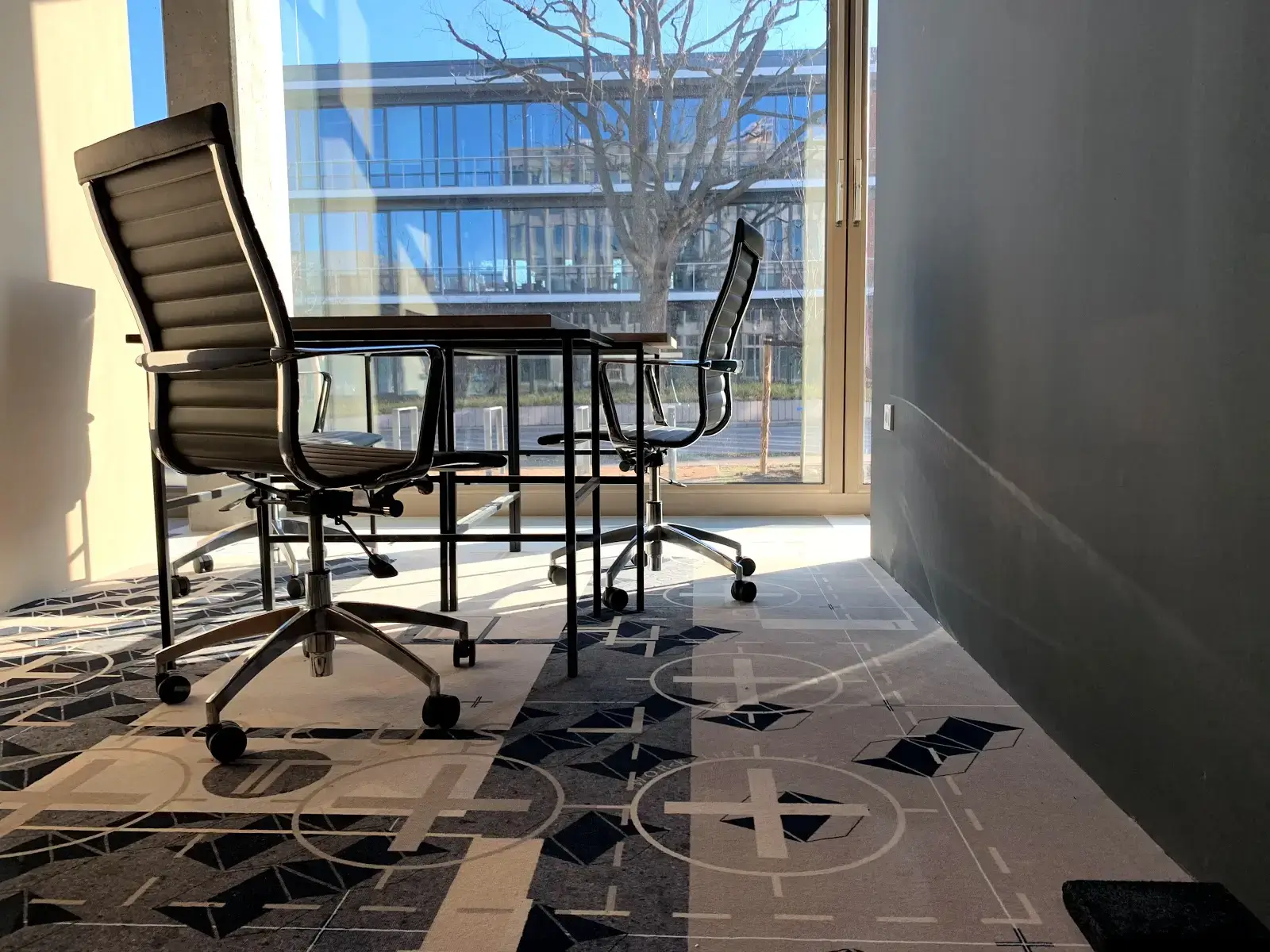Simpli Office Potsdam interior photo 6