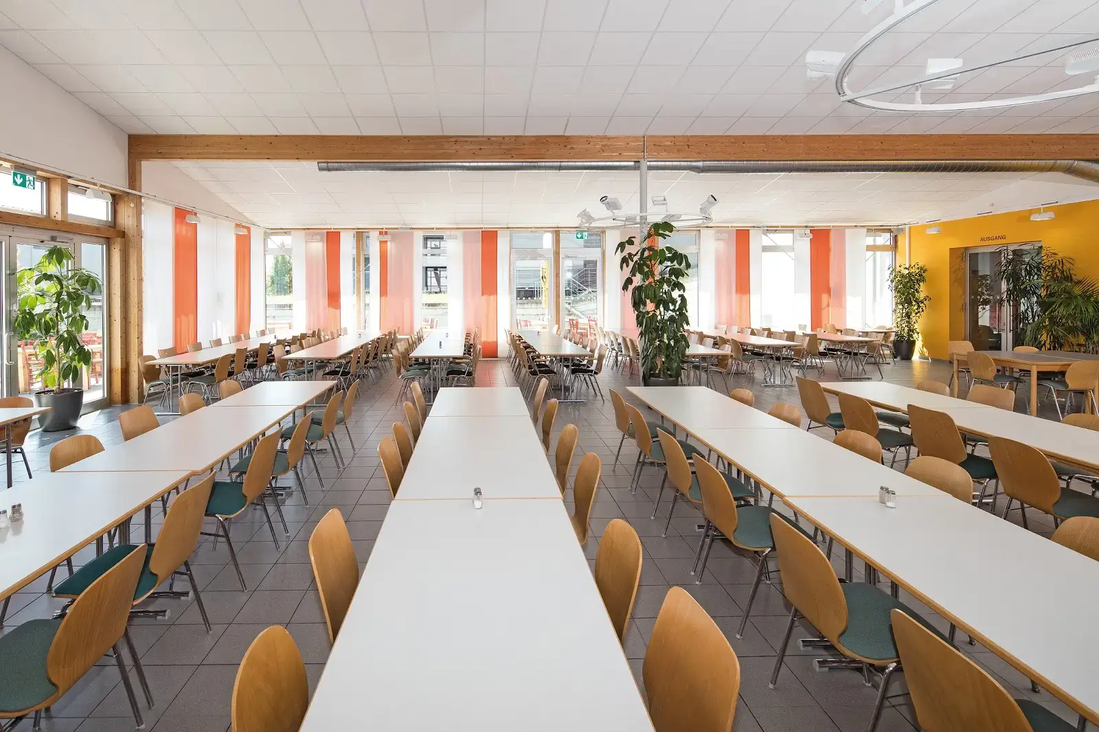 Regus Ulm Lise-Meitner-Straße 13 interior photo 7