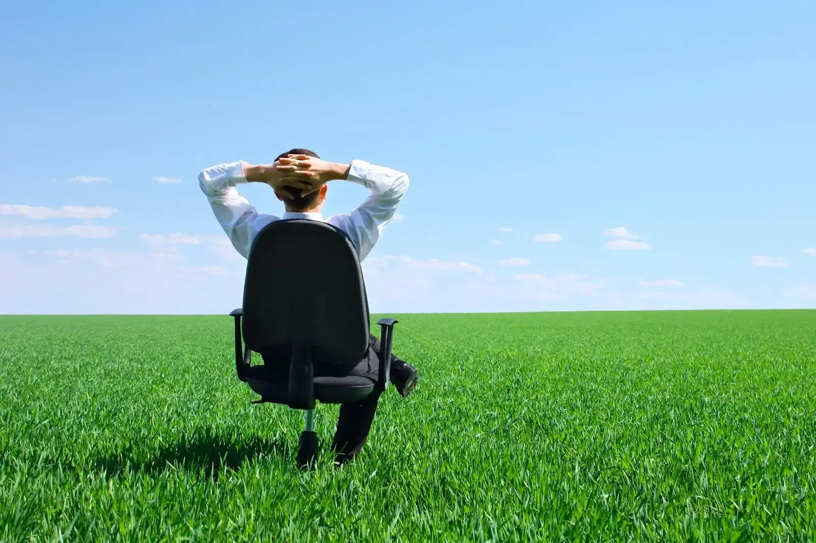 Regus Ulm Lise-Meitner-Straße 13 interior photo 8