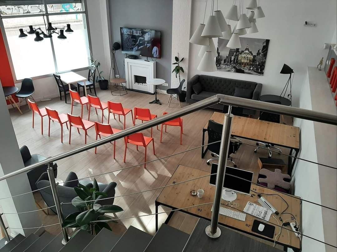 Imaguru Startup Hub Madrid interior photo 10