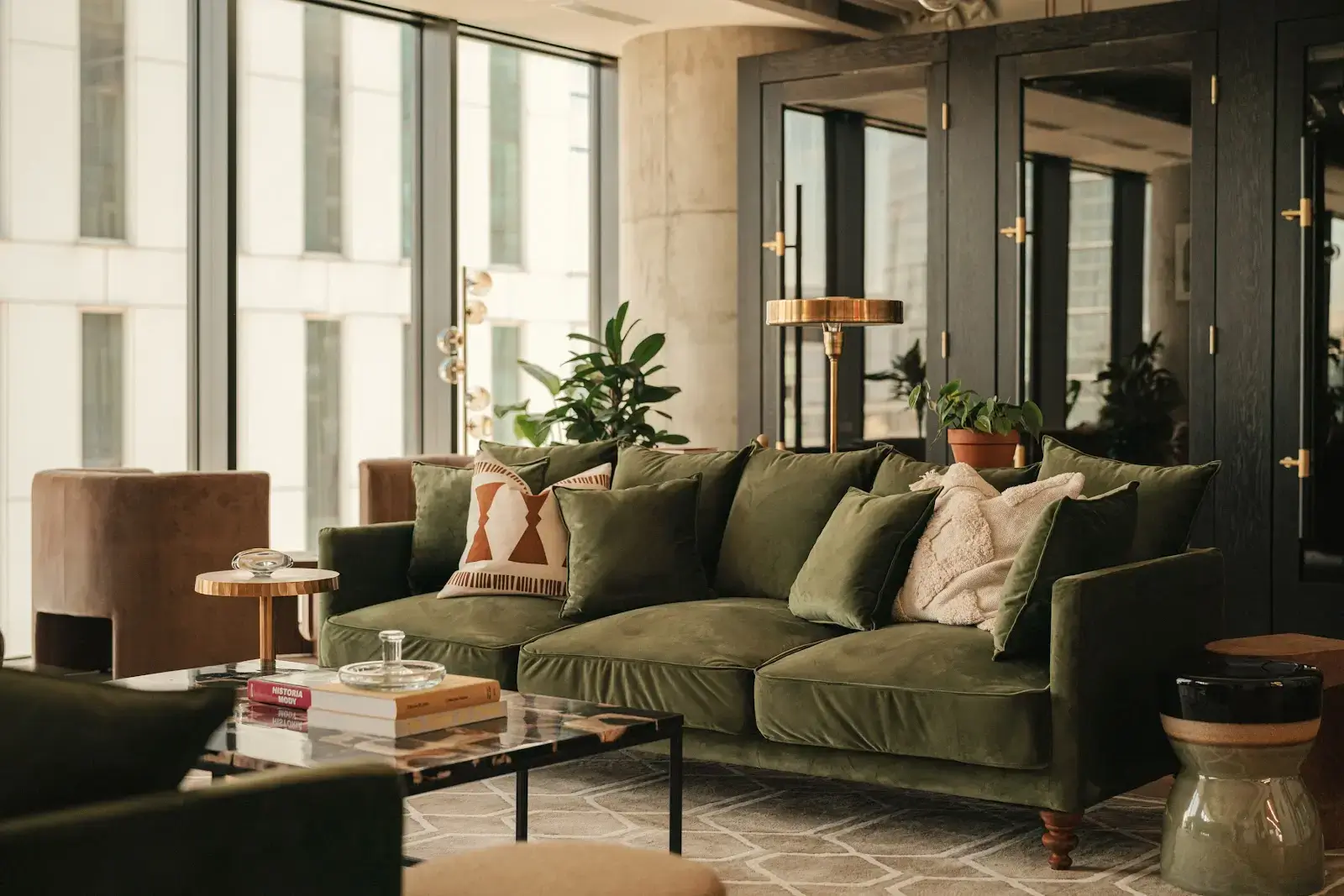 Mindspace Skyliner interior photo 5