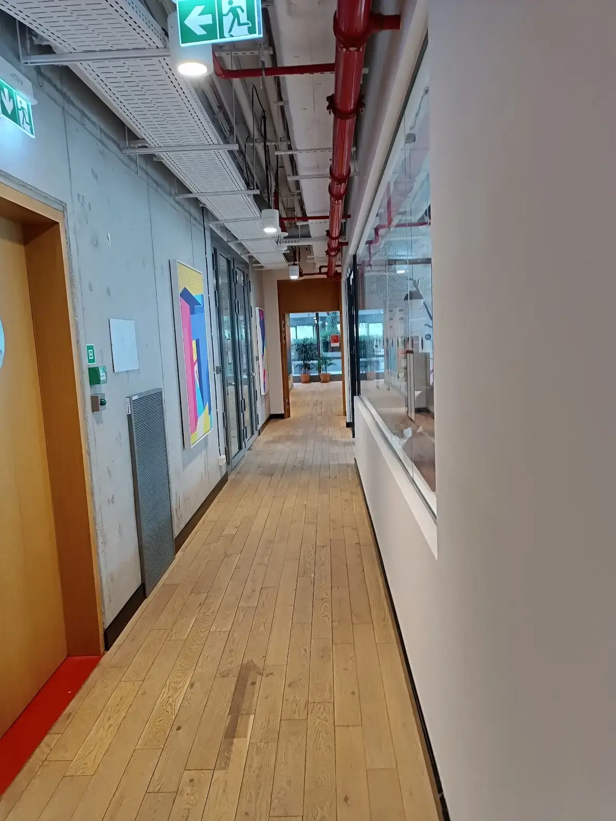 WeWork Krucza 50 interior photo 9