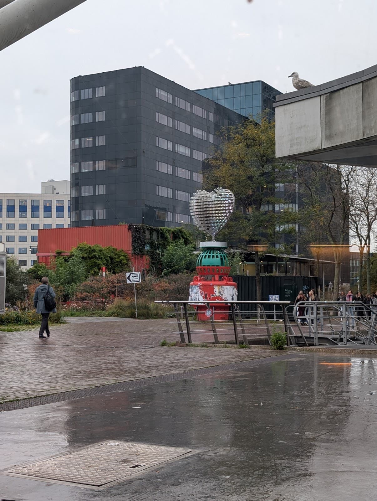 HNK Amsterdam Sloterdijk interior photo 16