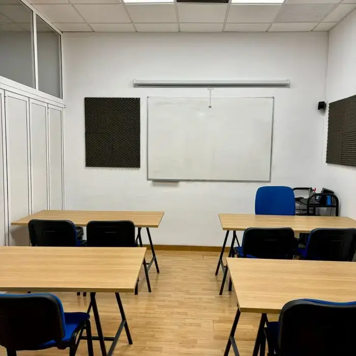 Wood Work Coworking Almeria interior photo 10