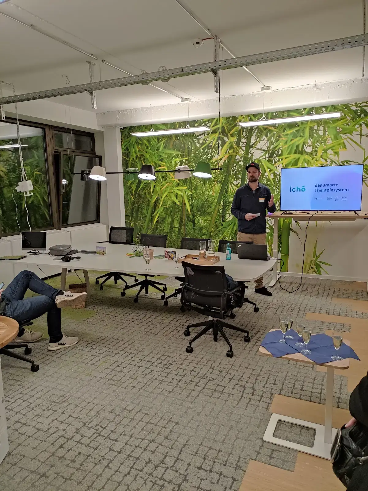 Rivvers Coworking Duisburg‑Ruhrort interior photo 2