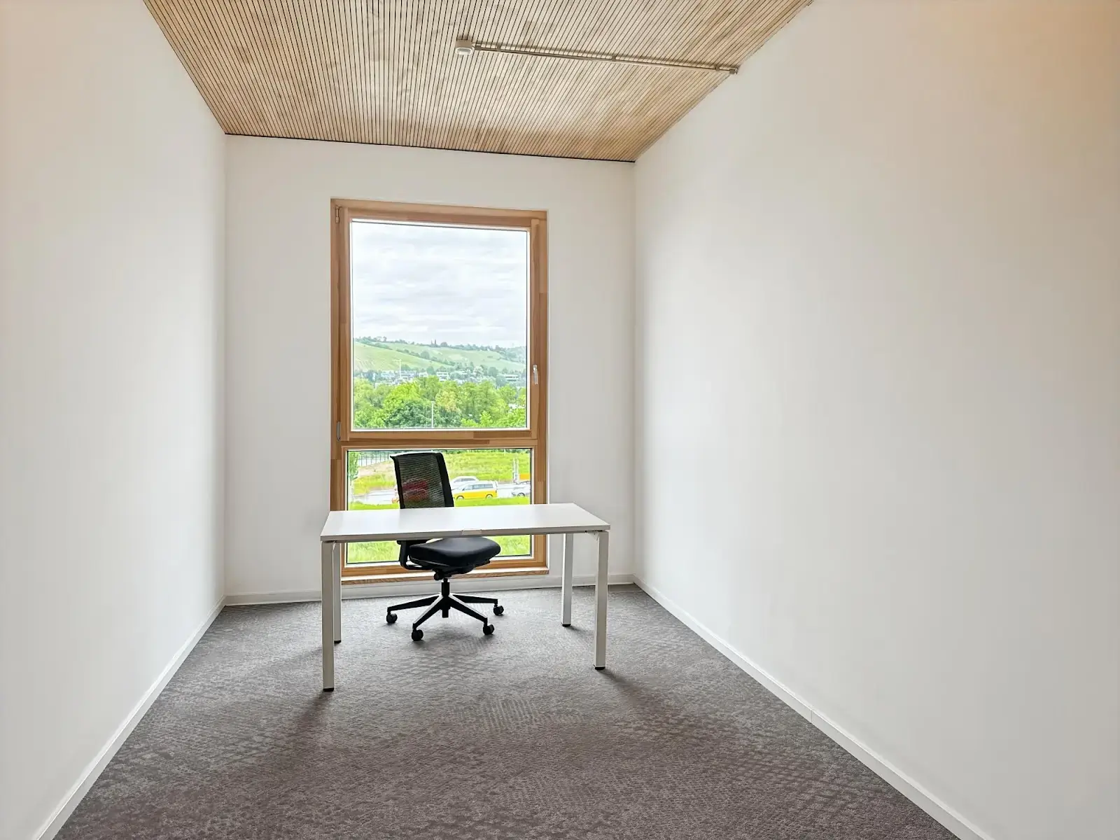 Regus Metzingen Friedrich-Henning-Straße 17 interior photo 4