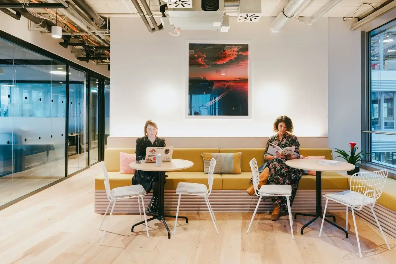 WeWork Europa Passage interior photo 2