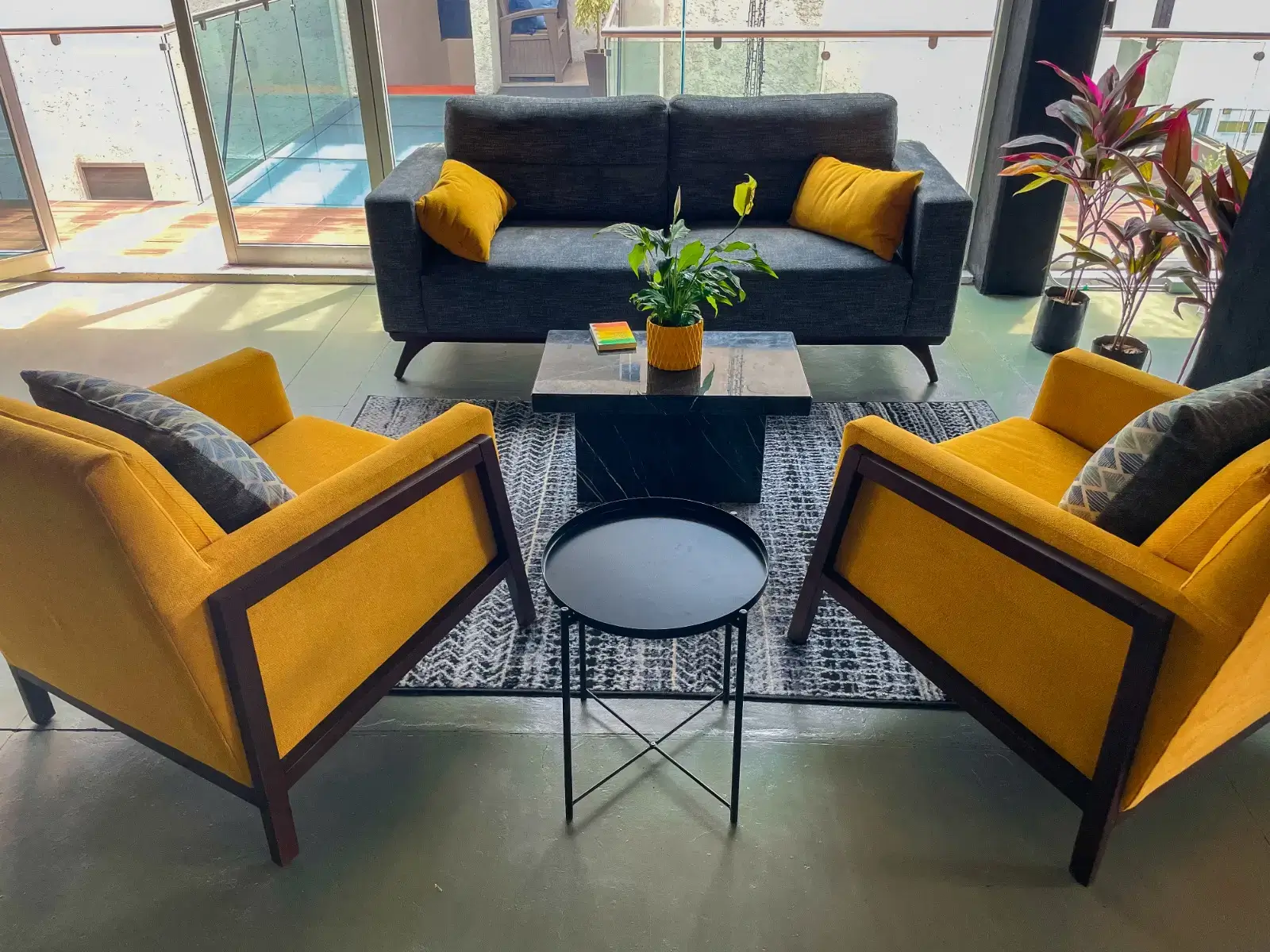 Thinkhub Coworking interior photo 8