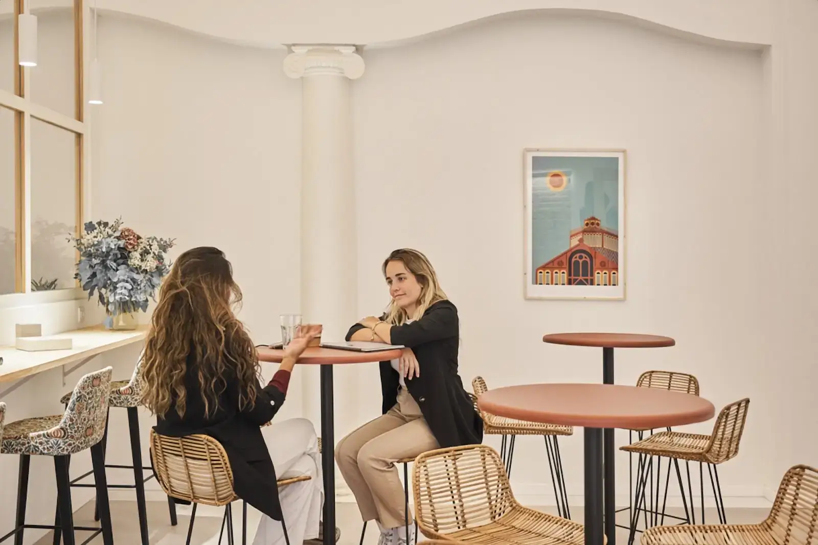 Coworking LOOM Plaza Catalunya interior photo 2