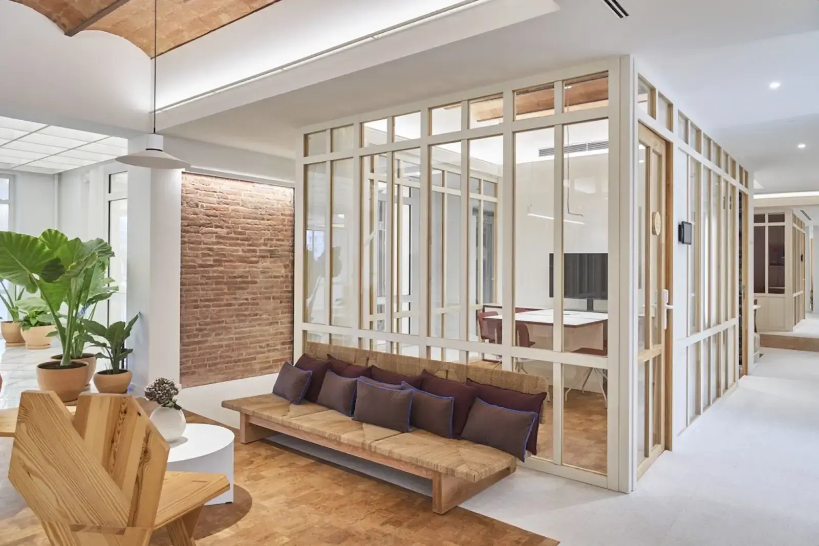 Coworking LOOM Plaza Catalunya interior photo 3