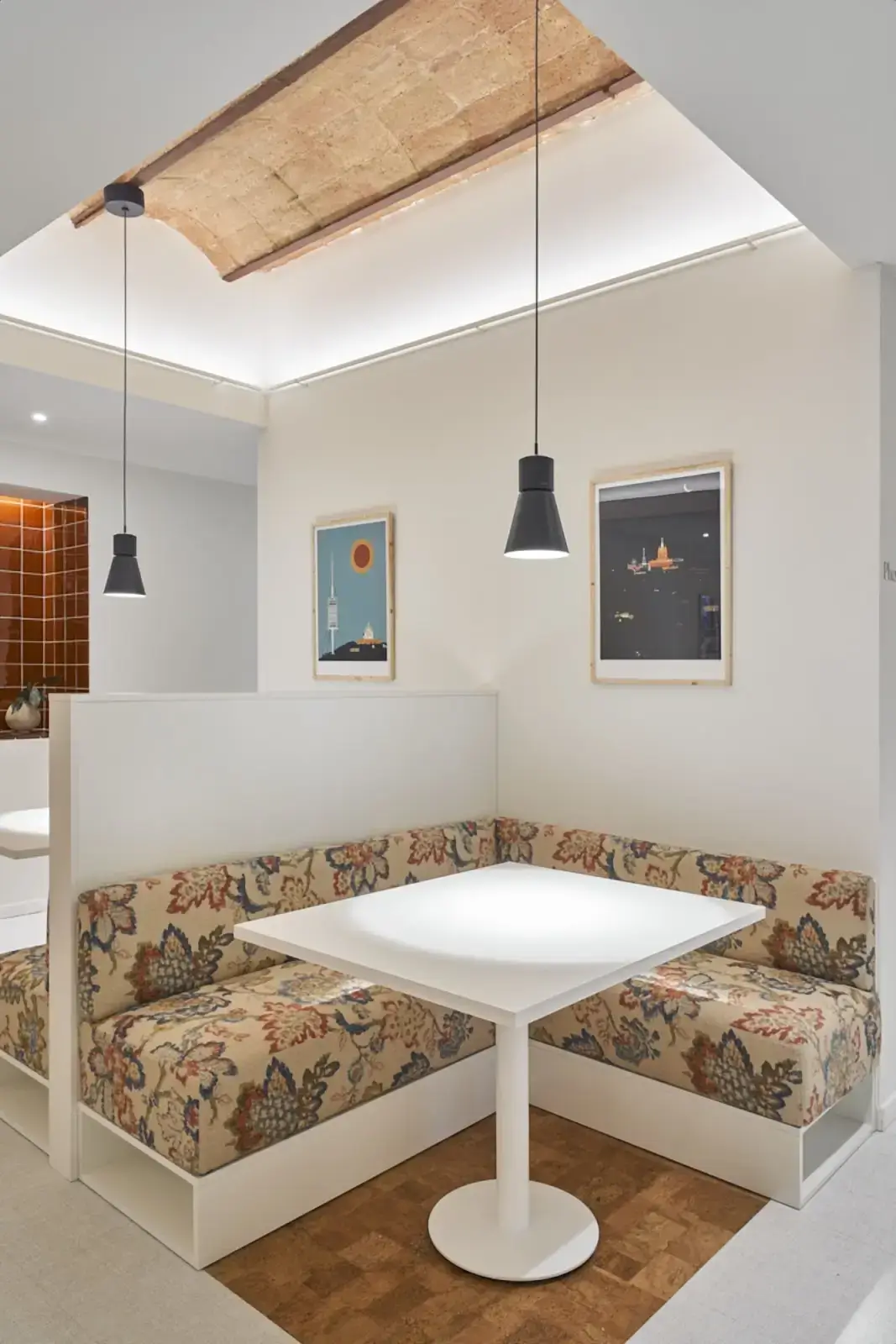 Coworking LOOM Plaza Catalunya interior photo 7