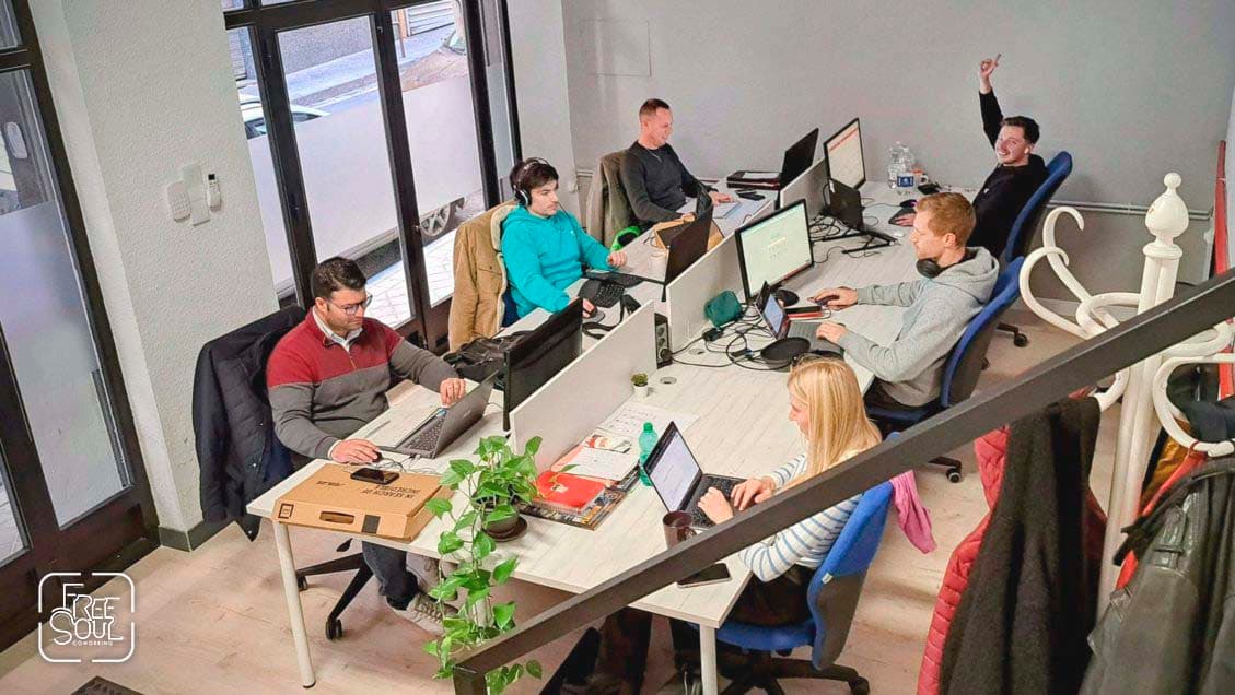 FreeSoul Coworking interior photo 6
