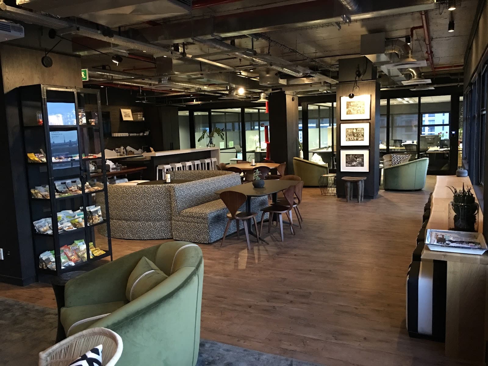 AfricaWorks Cape Town @ CBD interior photo 4