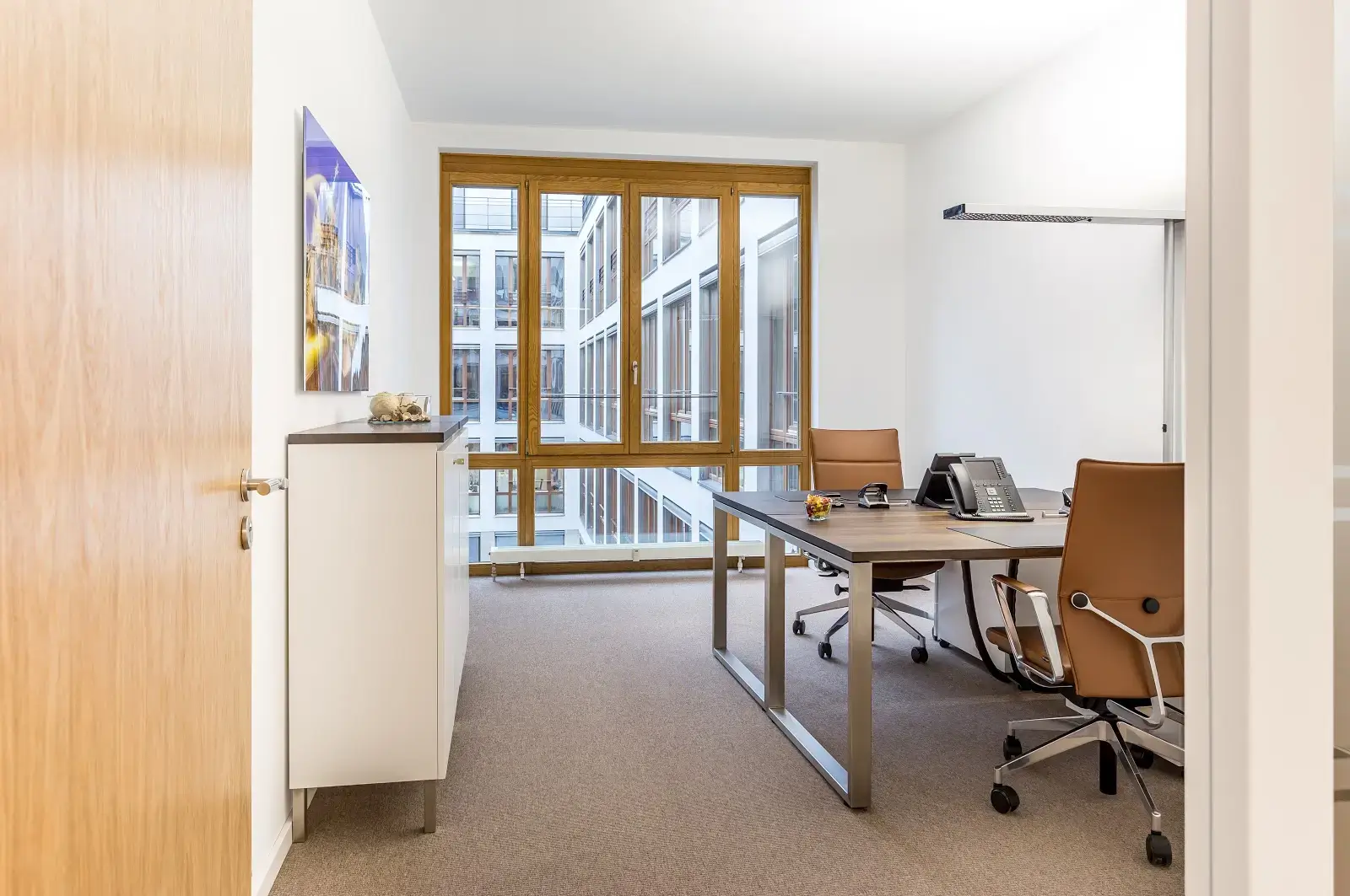 CONTORA Office Solutions · Berlin · Brandenburger Tor interior photo 2