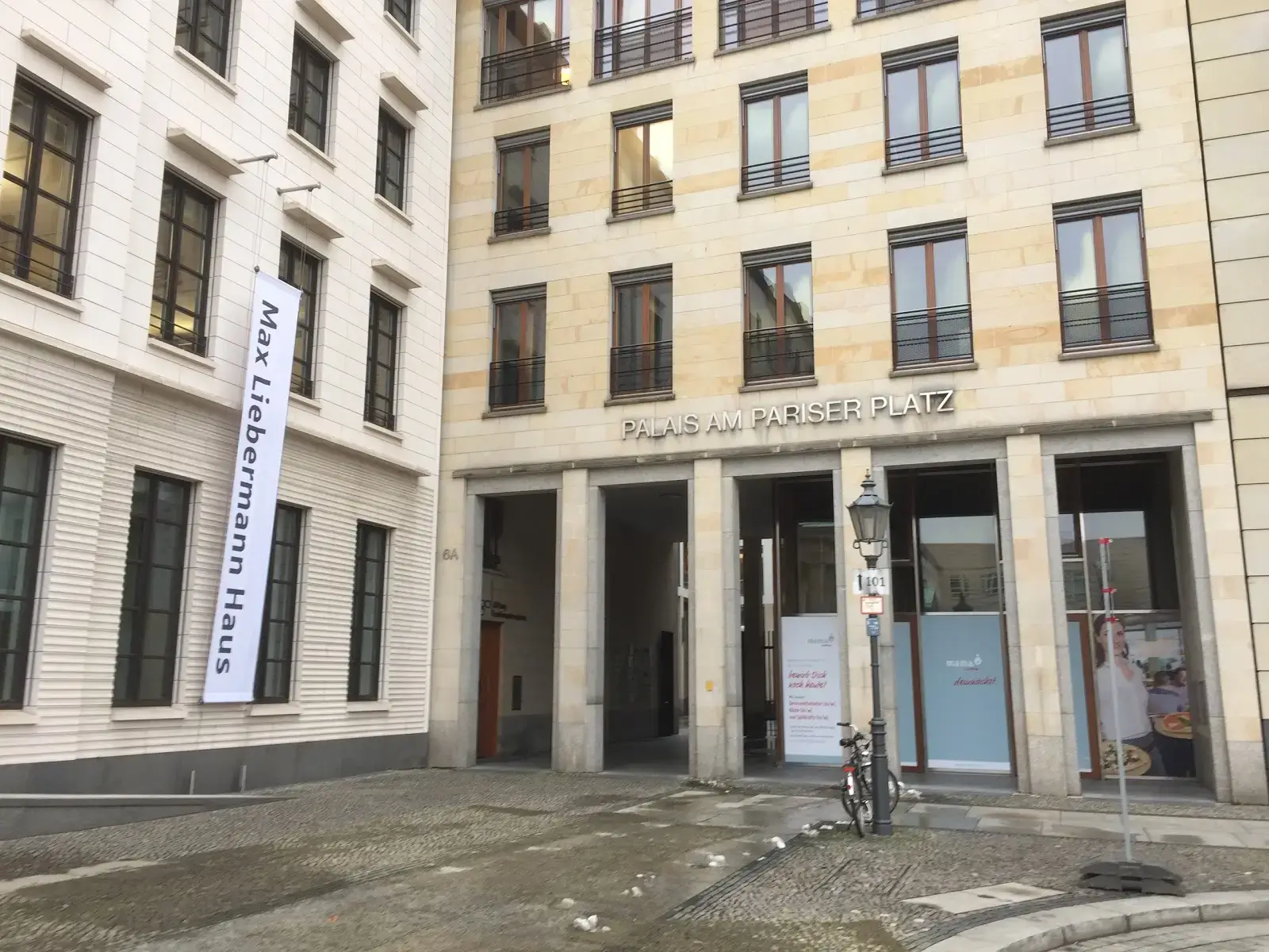 CONTORA Office Solutions · Berlin · Brandenburger Tor interior photo 5