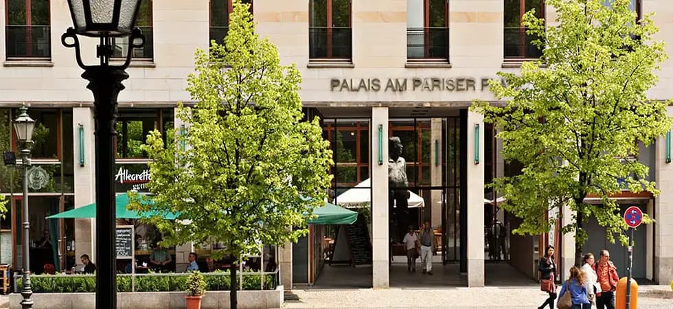 CONTORA Office Solutions · Berlin · Brandenburger Tor interior photo 11