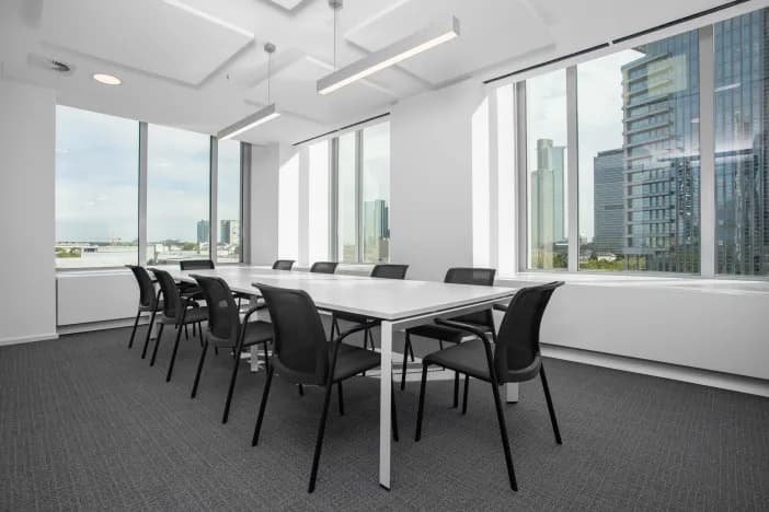 Regus Frankfurt Messeturm interior photo 4