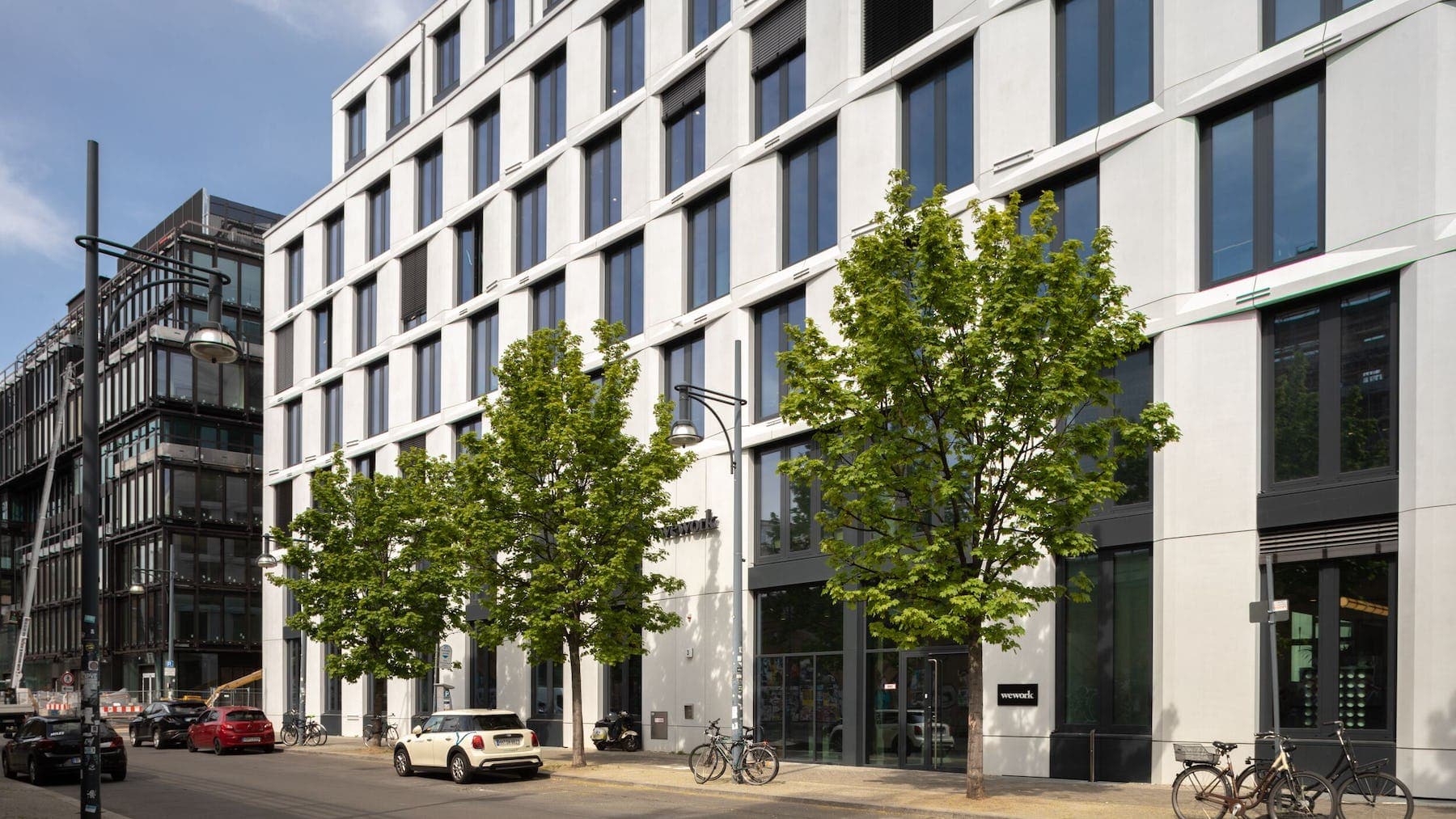 WeWork Alexanderplatz interior photo 11