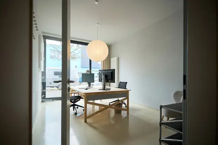 THE ODDS | Coworking & Studios For Rent interior photo 4