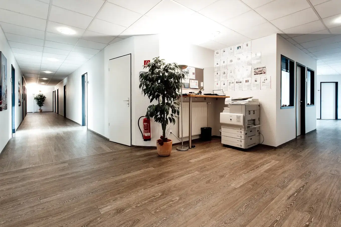 ABC Workspaces Airport interior photo 2