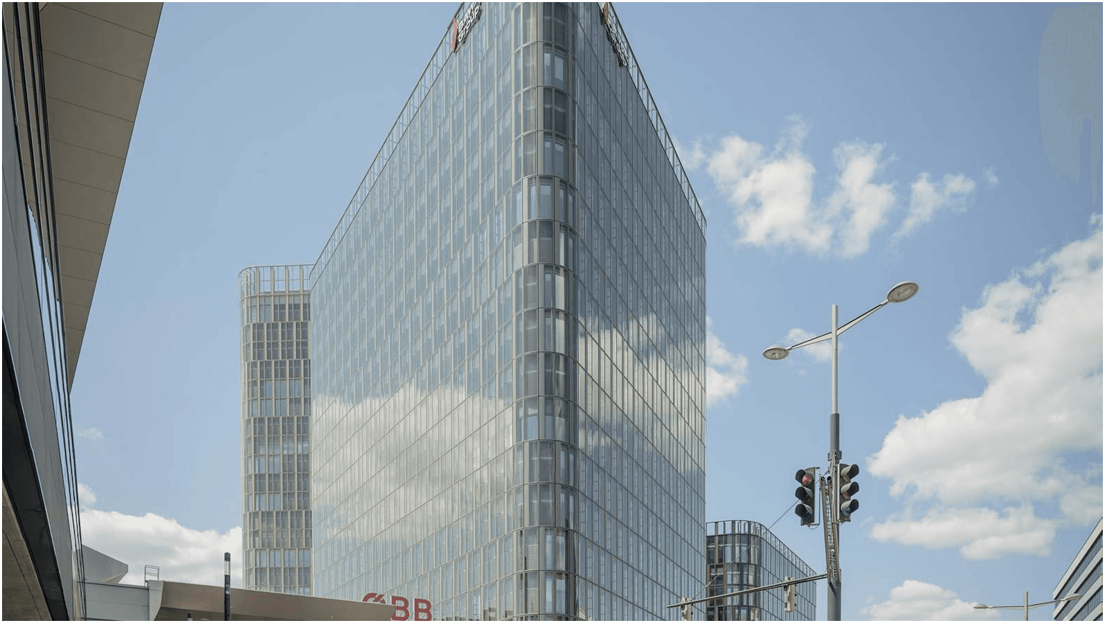 Regus Icon Tower