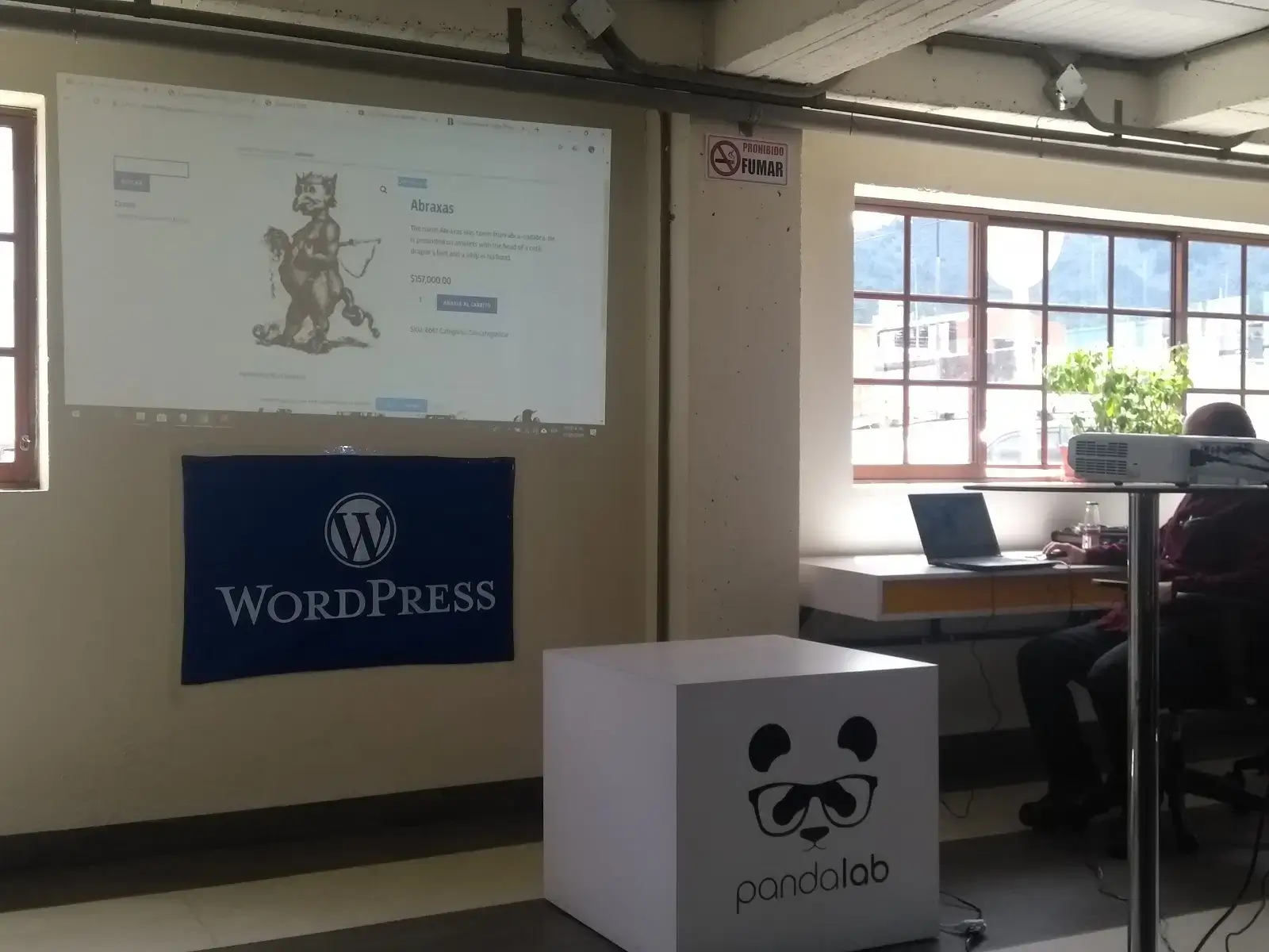 Panda Lab interior photo 3