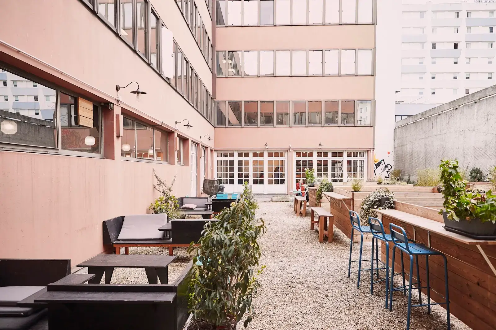 Morning, Gallieni interior photo 2