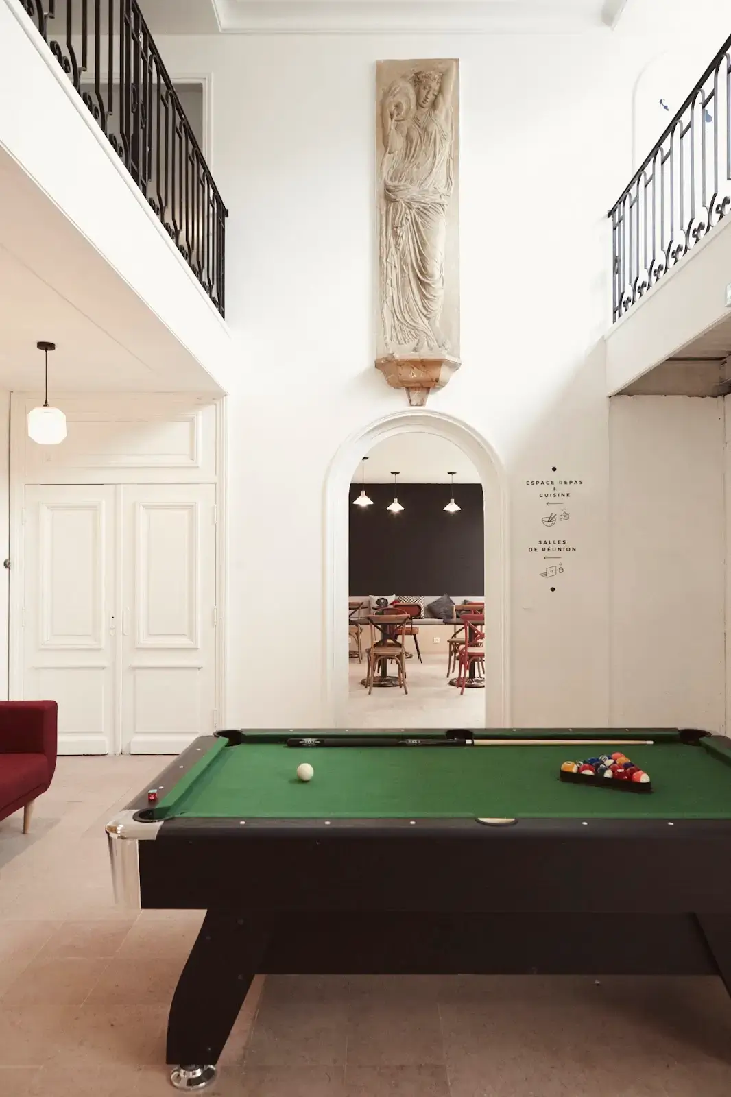 Morning, Gallieni interior photo 4