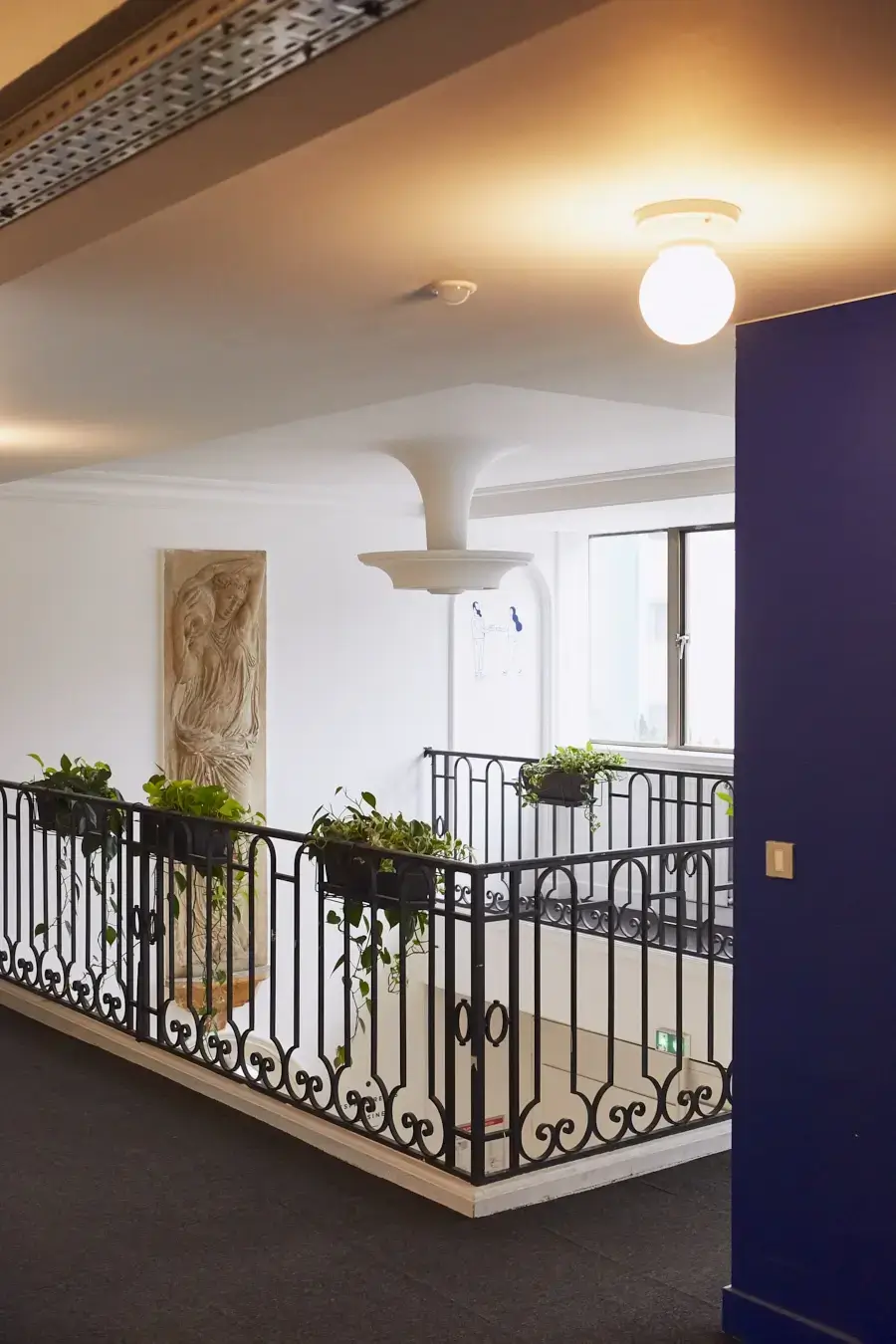 Morning, Gallieni interior photo 8