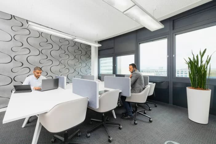 Signature by Regus Dusseldorf Königsallee 2b interior photo 3