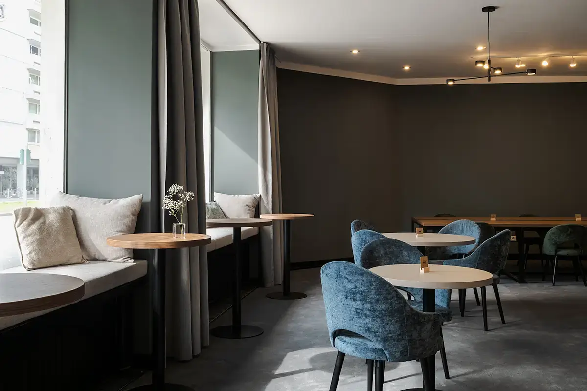 Denizen Artol interior photo 3